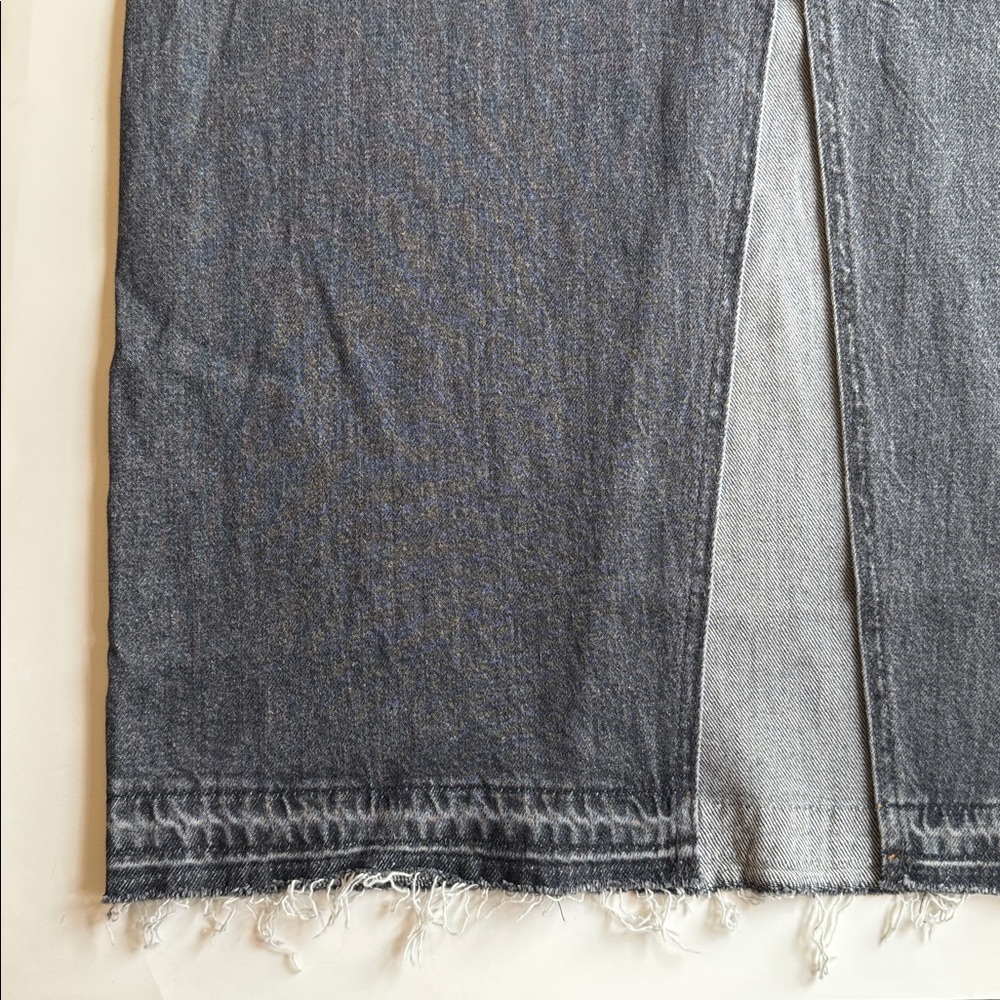 Women’s Levi's Dark Charcoal Gray Denim Collection Maxi Skirt READ DESCRIPTION - Picture 15 of 16